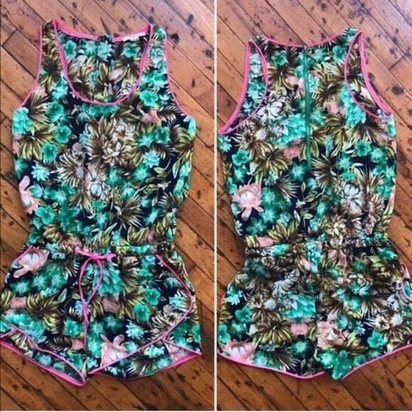 Cute Tropical Print Romper with Neon Pink Accents - Picture 2 of 4